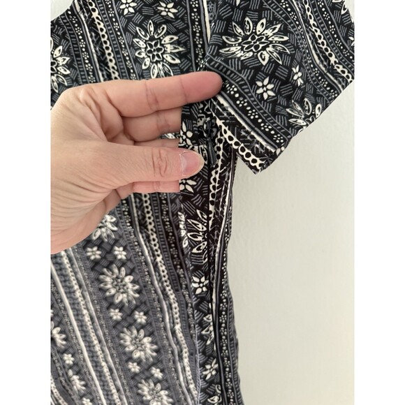 Hollister Women’s M Dress Black White Floral Mini Short Sleeve Dress - Picture 5 of 8